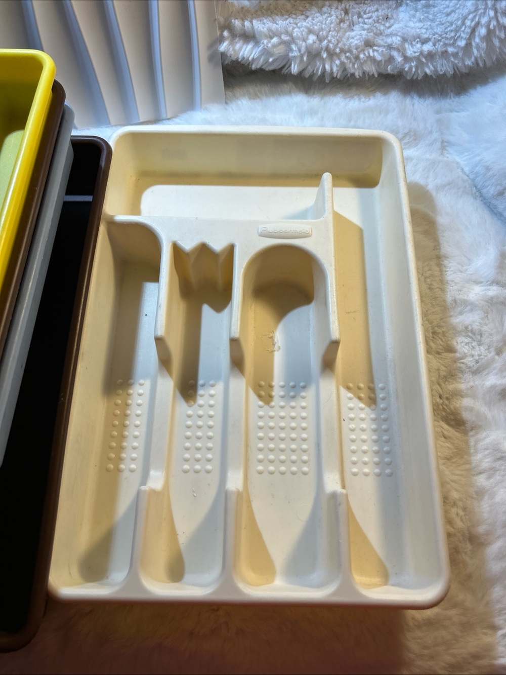 Vintage Rubbermaid 2919 Almond Silverware Tray/Utensil Drawer Organizer Made USA
